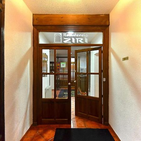 Residencia Ziri Hotel Granada Exterior photo