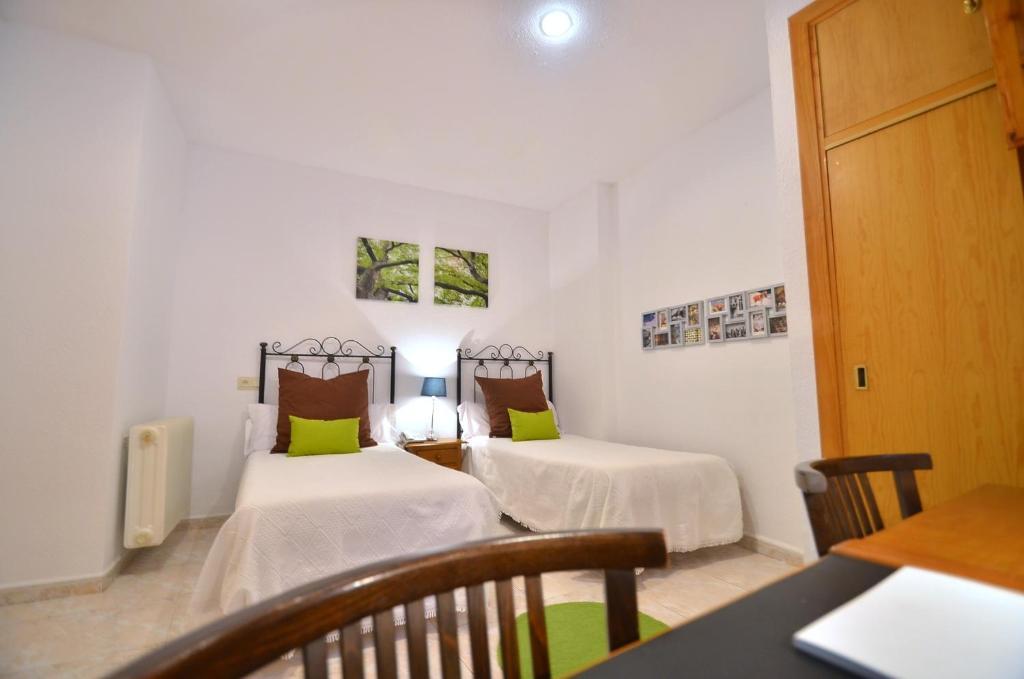 Residencia Ziri Hotel Granada Room photo