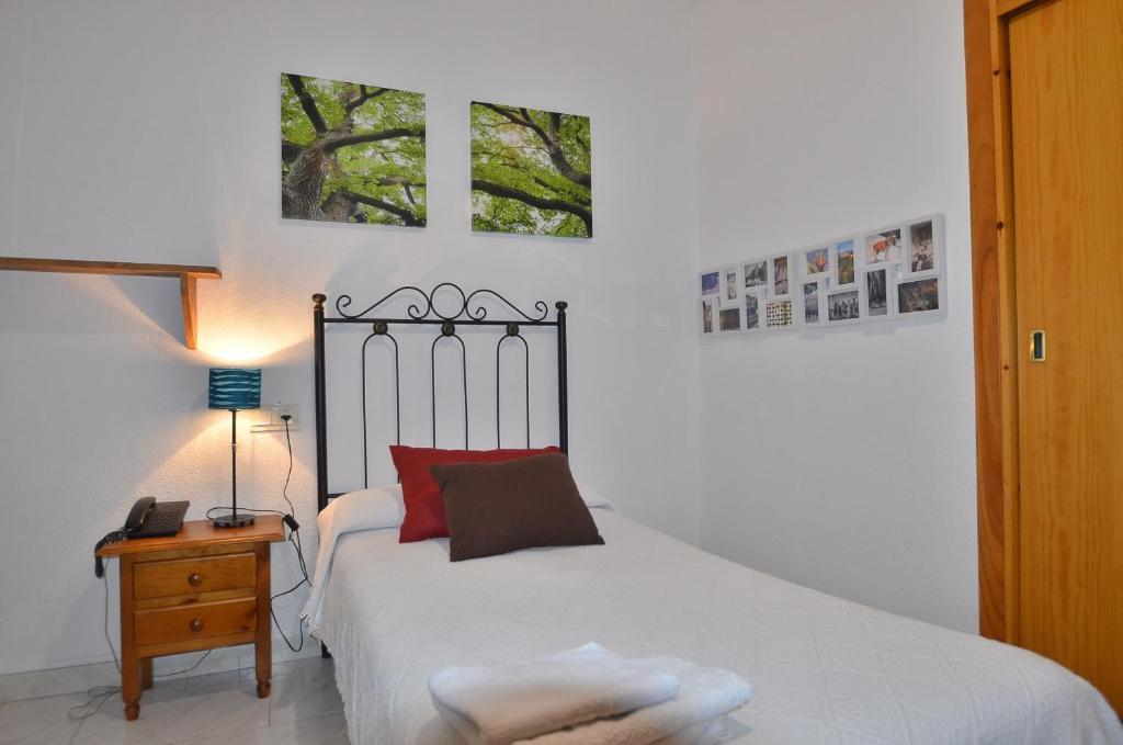 Residencia Ziri Hotel Granada Room photo