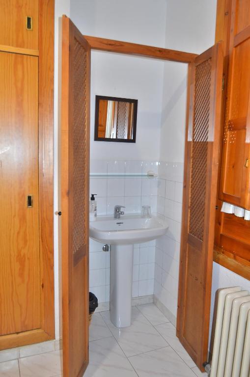 Residencia Ziri Hotel Granada Room photo
