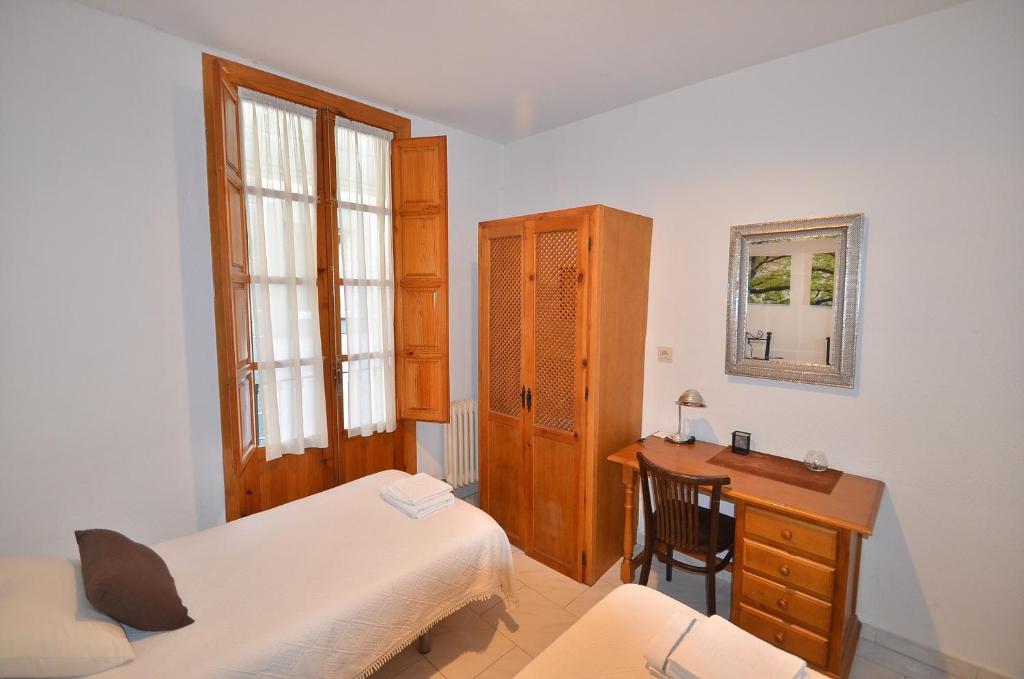 Residencia Ziri Hotel Granada Room photo